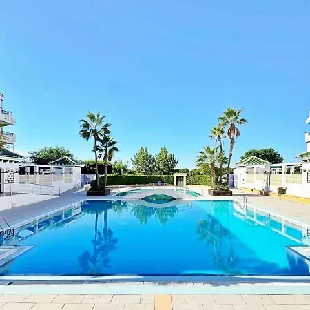 Adamo Apartment *